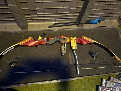 Arco compuesto de competición Golden Eagle Talon para zurdos para tiro con arco y caza Foto 1 de 4