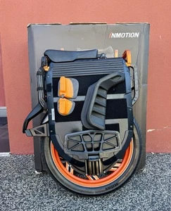 Monociclo eléctrico Inmotion V13 Challenger usado en excelente estado + accesorios premium - Imagen 1 de 7