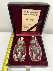 Molinillo de sal y pimienta de cristal cortado a mano Post House de colección con caja - Imagen 1 de 11