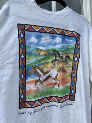 T-shirt anni 90 'Running Strong For American Indian Youth' taglia XL! - Immagine 1 di 3
