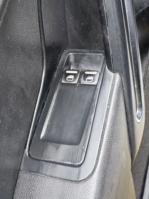 Interruptor de ventana principal Volkswagen Beetle (hatchback) 2012-2019  Foto 1 de 4