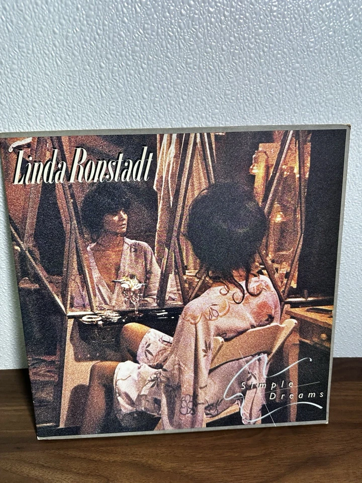 Linda Ronstadt Vinyl Lp Simple Dreams Classic SKBB-11629 - Image 1 of 4