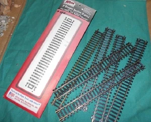 HO Scale Atlas 821 Code 100 9" Straight Track Black, 6 pcs; Model Railroad Train - Bild 1 von 4