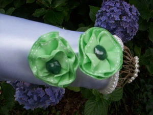 handmade fabric  flower brooch/Fabric flower pin/Ruffle flower pin/Ribbon flower - Picture 1 of 6