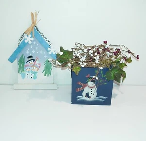 Lot Winter Folk Art Snowmen Decorative Hanging Plaque and Box w/ Winter Berries - Picture 1 of 6