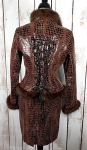 Vtg Wilsons Embossed Leather 2PC Jacket & Skirt Sz 6 Faux Fur Trim Corset Back - Picture 1 of 21