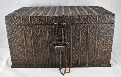 16th C. Antique Islamic Arabic Asian Iron Wooden Treasury Chest Trunk Museum Pi Cover