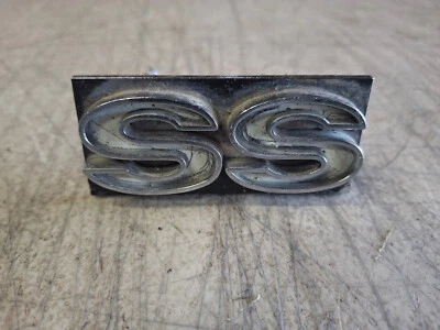 复古 1977 年 GMC SPRINT SS 格栅刺绣 377081 — 第 1/4 张图片