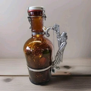 MUSTER GESCHUTZT 2 LITER Brown Glass Aluminum Handled Beer Growler Bottle - Picture 1 of 10