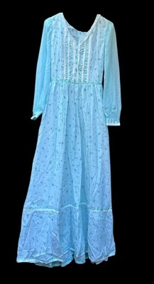 VTG 70’s Handmade Cottage Pioneer Prairie Farm Chore Dress Blue Flower Print M-L - Image 1 of 4