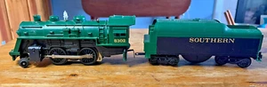 Lionel 8302 Southern Steam Locomotive with Rattle Tender Freight Set Green - Picture 1 of 13