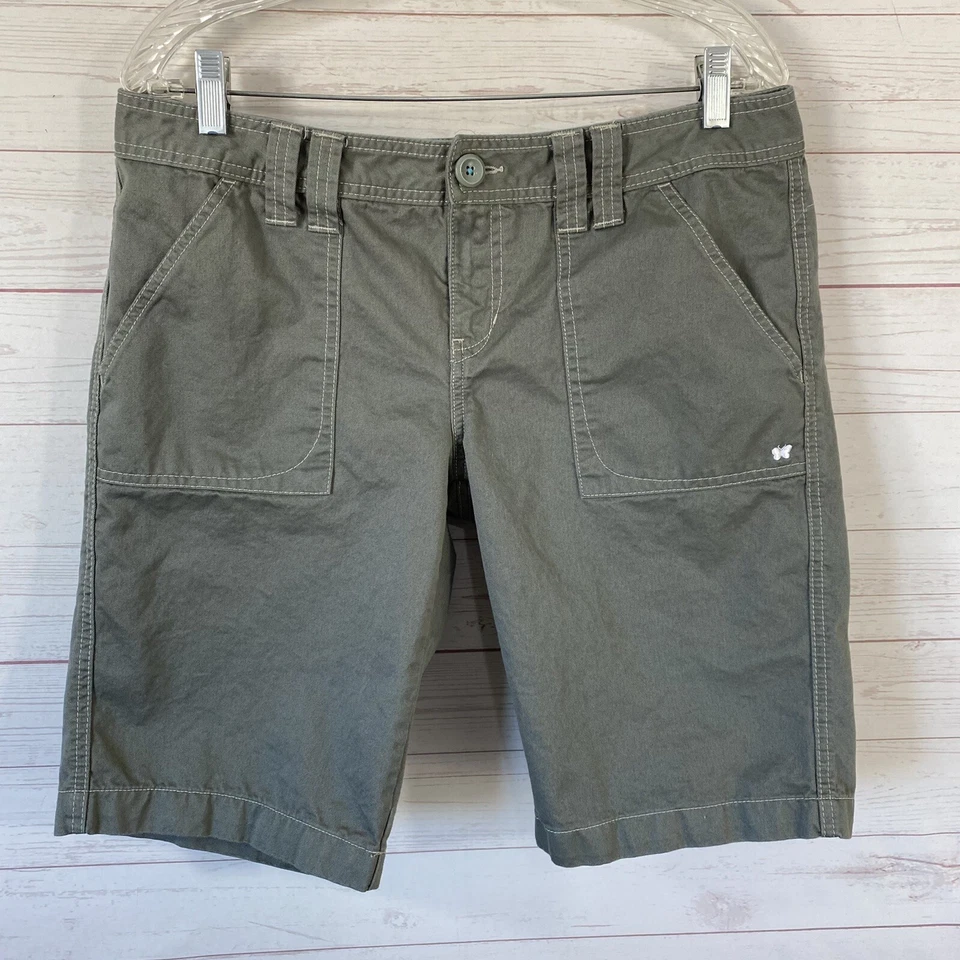 Bermudas de algodón Aeropostale talla 11/12 verde oliva frente plano 34x11 Foto 1 de 4