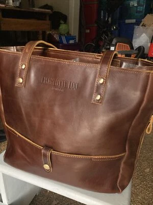 Лондонский Гайд-парк Charlotte Lou - Изображение 1 из 4