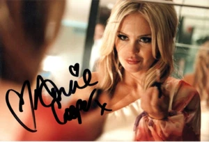 HOLLYOAKS: ANNIE COOPER 'ALEX' SIGNED 6x4 ACTION PHOTO+COA - Foto 1 di 1