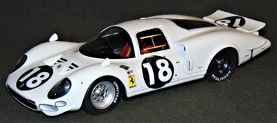 Ferrari 365 P2 White Elephant Le Mans 1966 escala 1/18 - usado - como nuevo Foto 1 de 4