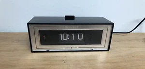 Vintage GE Flip Clock Wecker beleuchtetes Zifferblatt General Electric getestet Mid Century Modern - Bild 1 von 9