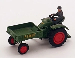 N. 2502 Wiking Fendt porta attrezzi trattore/trekker 1:87 - Foto 1 di 5