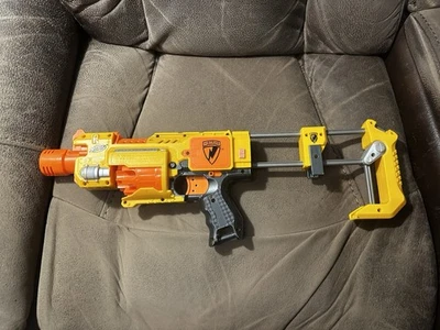 Vintage NERF N-Strike BARRICADE RV-10 Motorized Dart Gun + Stock Ext.  Tested - Image 1 of 4