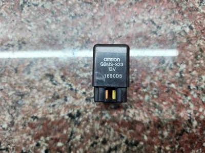 Relé de combustible OEM 38740-24X50 2007-2017 Suzuki Bandit GSX1250FA G8MS-S23 Foto 1 de 3