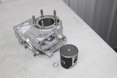 1993 - 1995 Honda CR125R OEM Cylinder 12110-KZ4-890 54 mm STD Piston CR 125 94/5 - Image 1 of 4