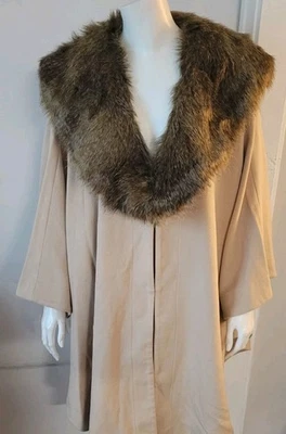 Poncho Adrienne Landau marrón tostado imitación piel cuello desmontable capa talla 2X/3X Nuevo con etiquetas Foto 1 de 4