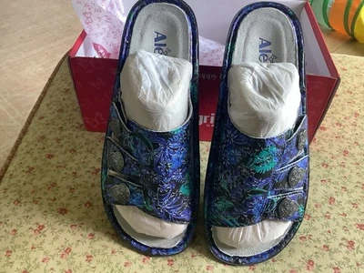 Alegria Blue Floral Slide Sandals Womens Size 37/7-7.5 - Image 1 of 4