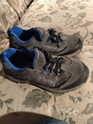 Hitec Shoes Size 6m - Image 1 of 4