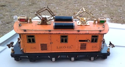Lionel Prewar O Gauge 256  Large Electric Locomotive Dual Motor - Image 1 of 4