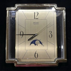 Seiko Quartz Moon Phase Wall Clock Gold Tone Trim From 1980’s WORKS! - Picture 1 of 8