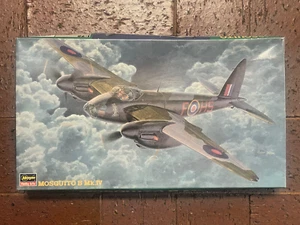 HASEGAWA Royal Air Force Mosquito B Mk.IV 1/72 Plastic Plane Model kit CP17 - Picture 1 of 2