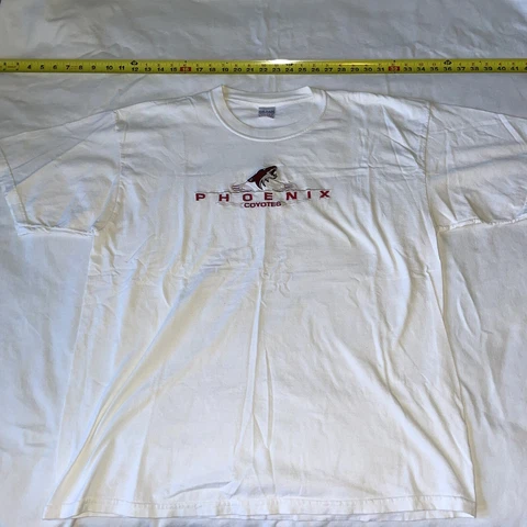 Vintage Phoenix Coyotes NHL Hockey T-Shirt Size XL Embroidered Cover