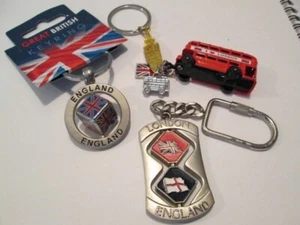LOT OF 3 LONDON KEYCHAINS - Picture 1 of 4