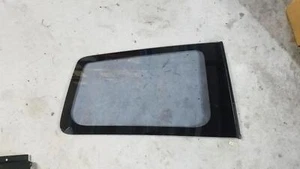 DAIHATSU CHARADE RIGHT REAR SIDE GLASS 07/03-07/05 *0000100808* - Picture 1 of 2
