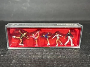 Preiser 10314 escala HO figura de hielo patinadores miniatura gente tren diorama - Imagen 1 de 5