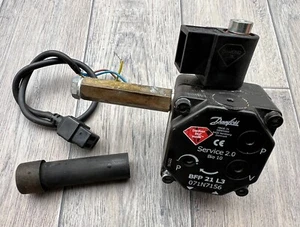 Danfoss Diamond Type BFP 21 L3 / No. 071N7156 Oil Fuel Pump - Picture 1 of 9