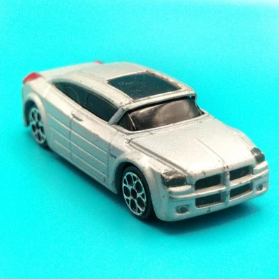 Литой автомобиль Maisto 2001 Dodge Super 8 Hemi Concept 1:64 - Изображение 1 из 4