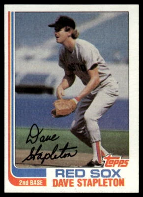 1982 Topps #589 Dave Stapleton - Image 1 of 2