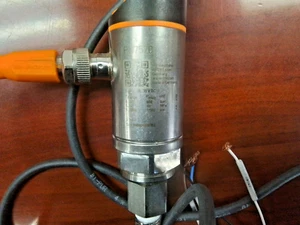 1PCS NEW IFM pressure switch PN7570 - Picture 1 of 3