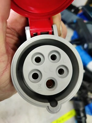 16 Amp 3 Phase Neutral & Earth RS PRO,  - Image 1 of 3