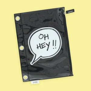 Estuche con cremallera de carpeta marca Yoobi ~ blanco y negro ~ dice... ¡Oh, hey!! - Imagen 1 de 3