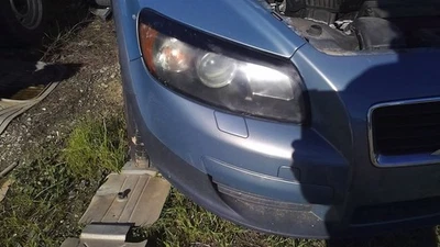 Passenger Right Headlight Halogen Fits 07-10 VOLVO 30 SERIES 28842531 - Image 1 of 4