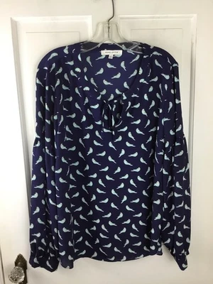 玫瑰 + 橄榄衬衫女式 XL 码波普弗分领鸟印花长袖二手状况完好 — 第 1/4 张图片