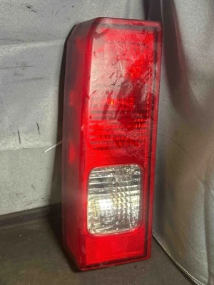 Fits 2006-10 Hummer H3 Left Tail Light OEM:15823509 - Image 1 of 4