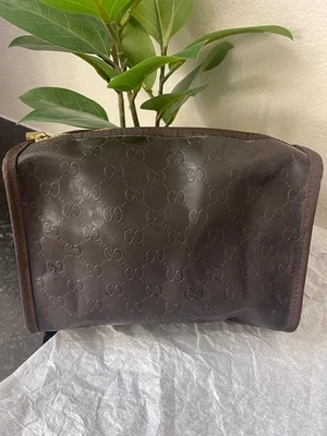 gucci beauté toiletry bag brown with Gucci Logo - Image 1 of 4