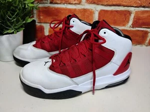 NIKE AIR JORDAN SCARPE DA GINNASTICA UK 6 EU 39 MAX AURA BIANCHE PALESTRA ROSSE STRINGATE SNEAKERS RAGAZZO - Foto 1 di 7