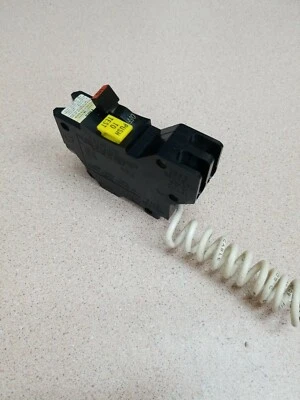 FPE American NA115GFI 15amp 1pole 120v circuit breaker type NA Ground - Image 1 of 3