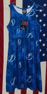 Vestido deportivo para mujer Tampa Bay Lightning azul medio Forever coleccionables nuevo con etiquetas - Imagen 1 de 2