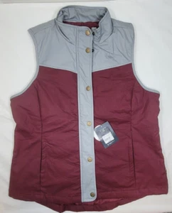 Magellan Outdoors Quilted Vest Women's 1X  Red Grey Zip Pockets NWT NEW - Picture 1 of 6