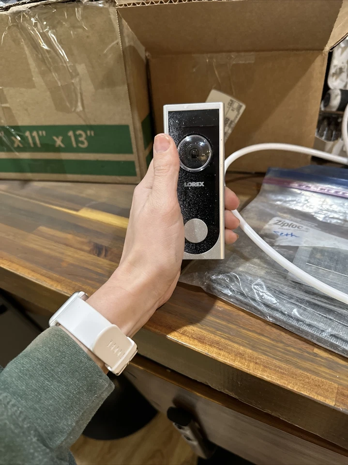 Lorex LNWDB1 Video Doorbell - Silver - Image 1 of 1