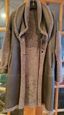 Abrigo reversible de piel de cordero de oveja Cristia con cuello Shaw-grafito talla S Foto 1 de 4